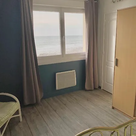 فندق مبيت وإفطار Face 3*