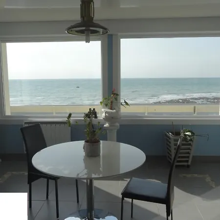 فندق مبيت وإفطار Face 3*