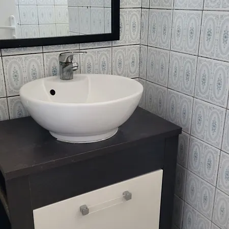 Face فندق مبيت وإفطار