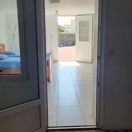 Face فندق مبيت وإفطار