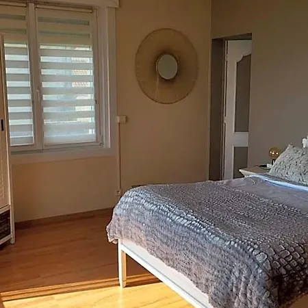 Bed and Breakfast Face